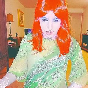 Tammysissy Masturbates with Piss Games