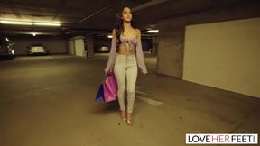 Sexy Sophia Leone Deepthroats And Rides A Big Dick