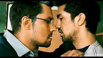 Bollywood actor Randeep Hooda Hot Gay Kiss