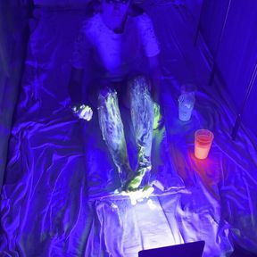 Glow in the Dark Uv Gunging - Legs &amp; Feet!