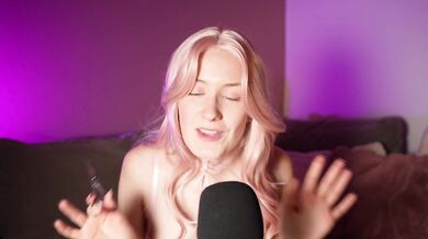POV: Your GF Helps You Relax With Some Fast And Aggressive ASMR ????