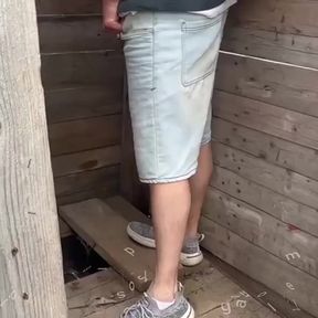 The Construction Worker Freaked Out and Filled His Boss&#039;s Mouth Full of Cum in Public.