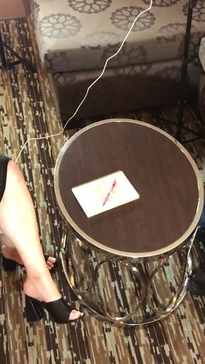 Jobless Man Resorts to Feminization to Get Hired
