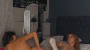 Hott Teen Gets Fucked By Milf For Her Christmas Gift ????