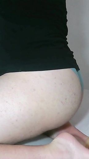 Naughty Blonde MILF Wanting Morning Sex Hard