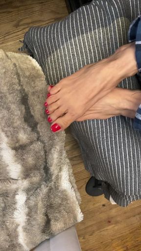 Red Nail Polish Tangling&#039;s Toes 18