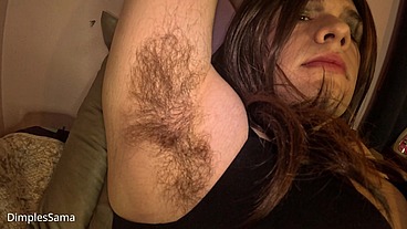 Sniff my hairy armpits