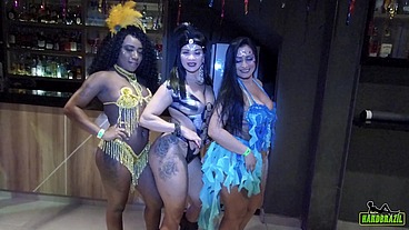 E está tudo pronto para começar a maior putaria do Brasil com as mais gostosas e bundudas - Bianca Naldy - Alessandra Marques - Bruna Black - Patricia Kimberly - Carol Fenix - Gih Rocha