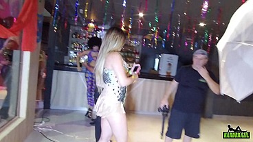 E está tudo pronto para começar a maior putaria do Brasil com as mais gostosas e bundudas - Bianca Naldy - Alessandra Marques - Bruna Black - Patricia Kimberly - Carol Fenix - Gih Rocha
