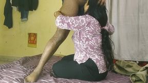 Big Tits Indian Beauty Lies Down & Plays with Her Huge Boobs