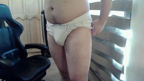 Muscular Camboy Works Out His Upper Body