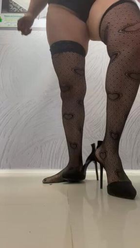 My heels rubbing your cock 😈😈