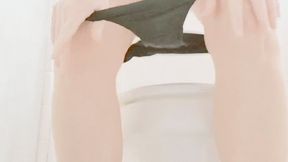 Big Fart and Squeaky Farts MP4