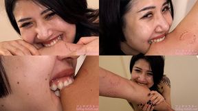 Mona - Biting by Japanese cute girl part2 bite-254-2 - wmv