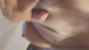 Slippery When Wet â€“ Full Nude Close Access