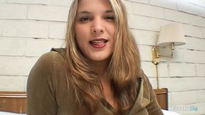Facial CUMSHOT - Ravishing babe enjoys covered in jizz