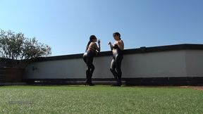 MISTRESS LILY DUPONT : BODY COMPARISON