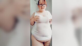 BBW getting a soak T shirt inside an ice cold shower