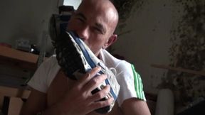 Sneaker submission with scally boy