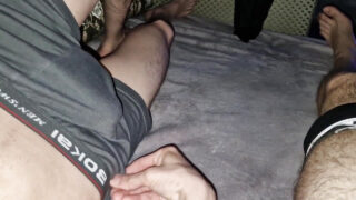 Mastürbasyon, boşalma, çift, korunmasız ilişki, baba – amatör Rus genç eşcinsel fahişelerin anüslerinden ilişkiye girdikleri ev yapımı film