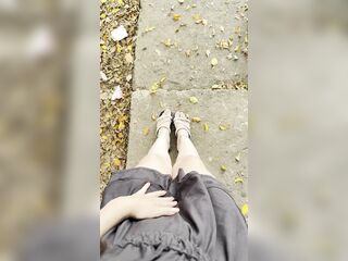 Colombian Gal Masturbates in Public on the Street