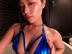 Omege japanese girl with big boobs on cams