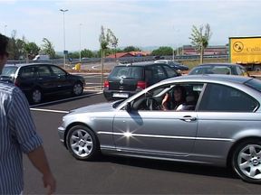 Beuatiful Italian cougar like fucking youn guys and get double penetration