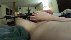 Oiled wifey wants a frosted hole