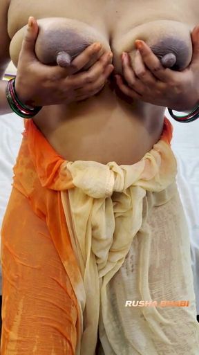 Rusa Bhabi Showing Wet Boobs in Video Call