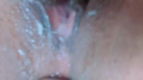 Young amateur teen plays with her pussy and plugs her ass