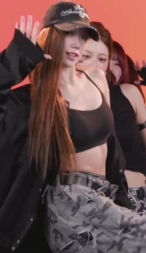 Kazuha - LE SSERAFIM