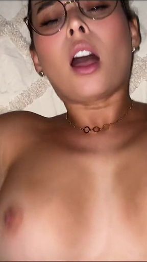 Baby Don't Stop!! My Tight Hairy Pussy Just Want You Cum Over. Innocent Fuckeable MILF.