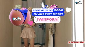Big tit blonde flashes in transparent dressing room