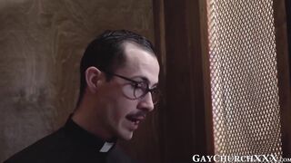 Religious twink barebacked after giving daddy wet blowjob