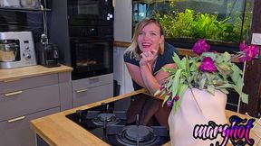 mon amant me baise sans capote dans ma nouvelle cuisine