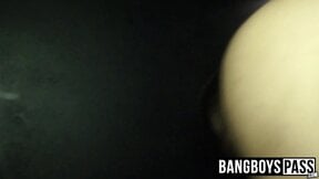 Muscle twink sucking big hard dick and swallowing warm cum