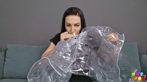 1039 Oh, that looks good on her