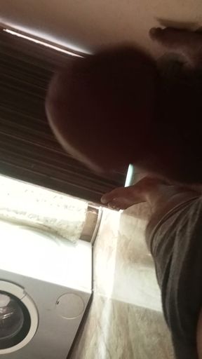 land ka pani nikalte huye