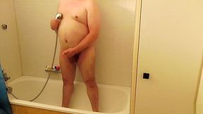 Hairy Pasci under the shower