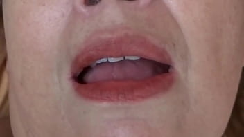 I cum on my girlfriend&#039_s stepmom&#039_s tits, she masturbates in front of me