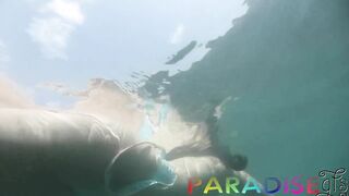 Hot Girl Swimming NUDE Underwater in a Tropical Paradise