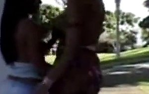 Blonde tranny & brunette girl fuck in the garden