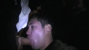 ptit latino me suce dans les rues de pariscest bon de se fait sucer dans les ...