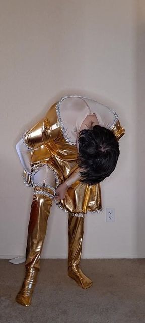 Shiny gold maid dress up