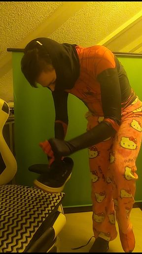 hello kitty and shooes on