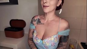 Im horny, follow me and text me for free
