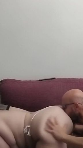 Bbw tatianat69 hot mature woman with handcuffs enjoys on the sofa   Clip 1