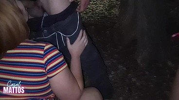 Na praça da cidade dando a buceta e mamando os motoboy IFOOD - levamos muita porra na boca - Casal Da Praia Ofc - Nicoly Mattos - Lukas Zaad - Dai Da Praia - Paulinho Da Praia Grande
