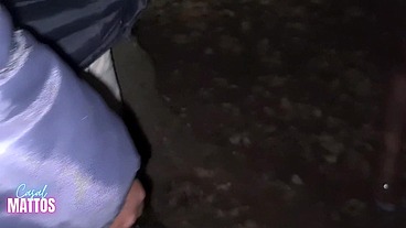 Na praça da cidade dando a buceta e mamando os motoboy IFOOD - levamos muita porra na boca - Casal Da Praia Ofc - Nicoly Mattos - Lukas Zaad - Dai Da Praia - Paulinho Da Praia Grande
