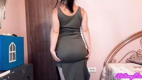 Enormous Rear Latina Teen in Green Dress Twerks and Farts